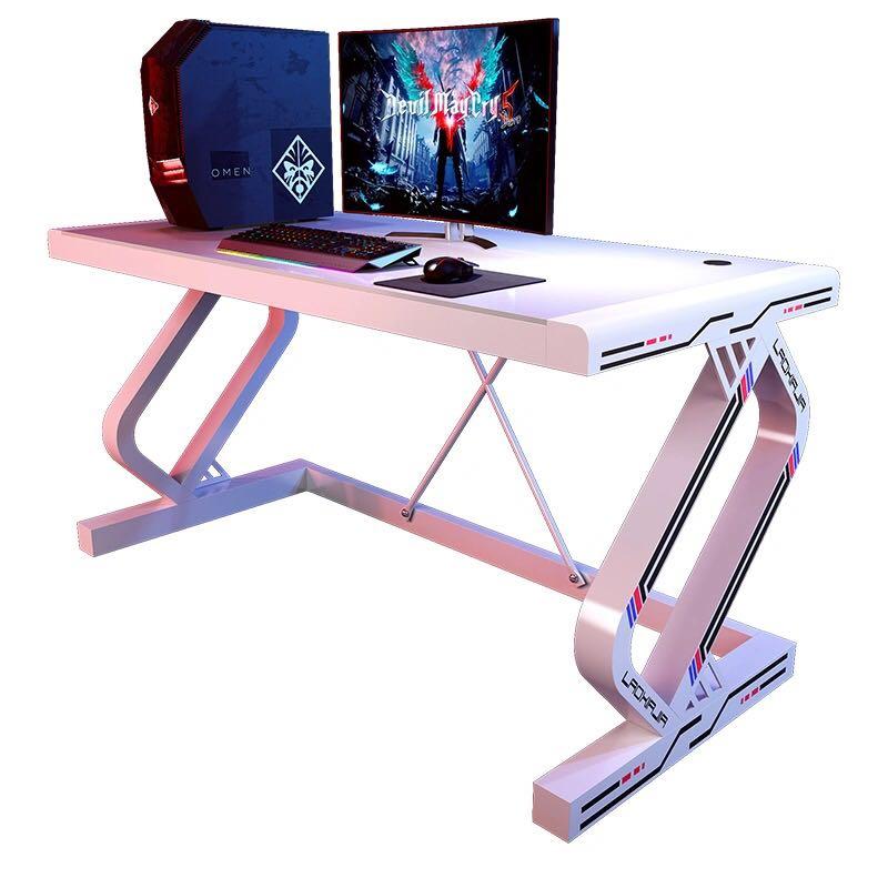 A&amp;0840 Gaming Desk with Tempered Glass and Carbon Fiber Texture - Single Player
